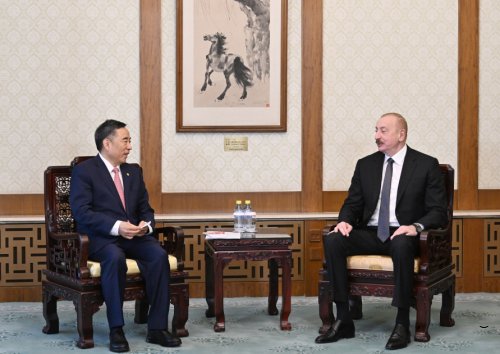 Prezident İlham Əliyev Pekində “China Energy Engineering Corporation Limited” şirkətinin sədri ilə görüşüb