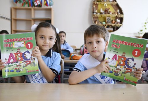 Bu gündən birinci siniflərə şagird qəbuluna başlanılır