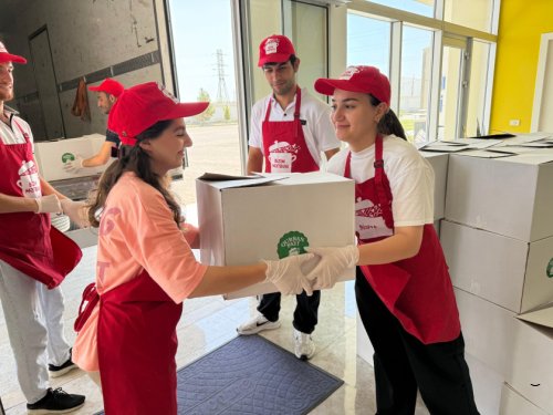 Leyla Əliyevanın təşəbbüsü ilə Yevlaxda ailələrə qurban payları çatdırılıb