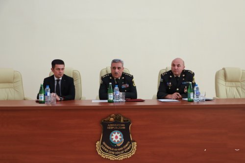 Dövlət Xidmətinin nümayəndələri müəllimlərlə görüşüblər