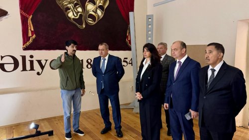 İcra başçısı Adil Əliyev "Mirzəağa Əliyev adına Mədəniyyət Evi"nin təşkil etdiyi “Kölgənin əzəməti” adlı sərgiyə baxış keçirib