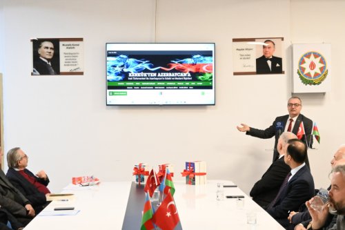 Ankarada kərküklü yazıçının Azərbaycana həsr olunan kitablarının təqdimatı keçirilib