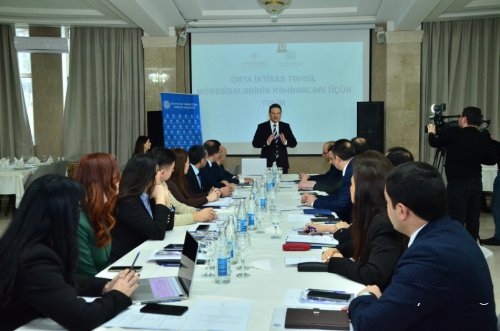 Kollec rəhbərləri üçün təlimlərə başlanılıb