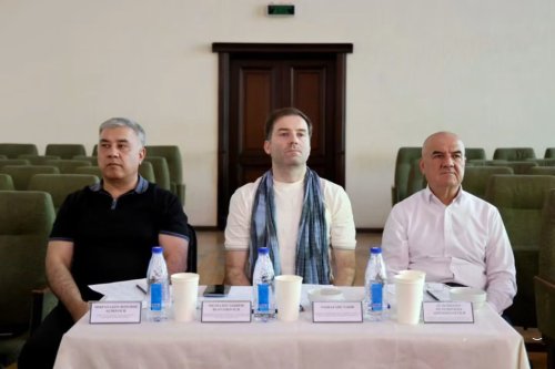 Sahib Paşazadə Özbəkistan Dövlət Konservatoriyasında Dövlət İmtahan Komissiyasına sədrlik edib